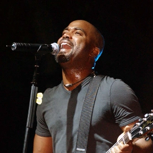 Darius Rucker live in concert.