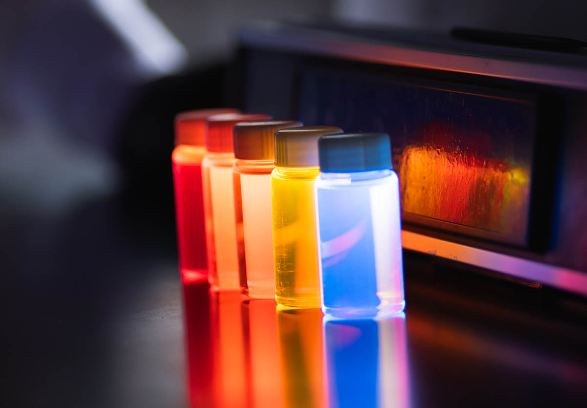 UbiQD’s quantum dot technology producing vivid luminescence in a controlled environment