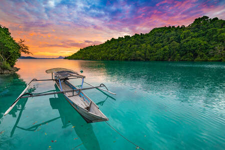 Puesta de sol en las islas Togean