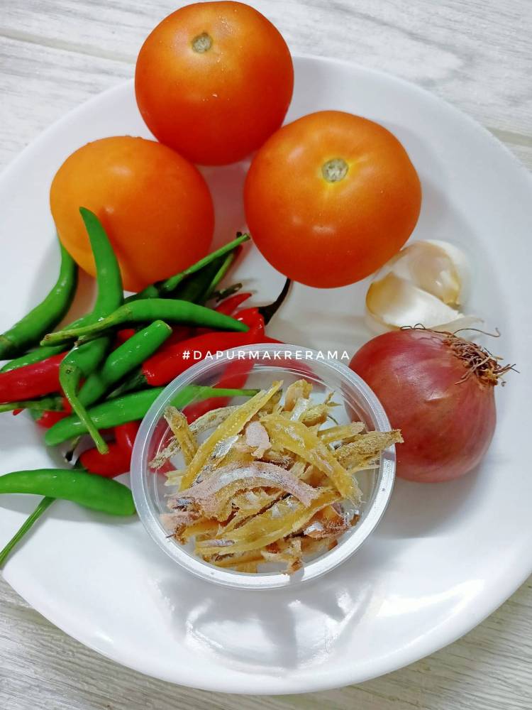 Menu Wajib Ada Di Rumah, Sambal Tomato Yang Laku Keras! 