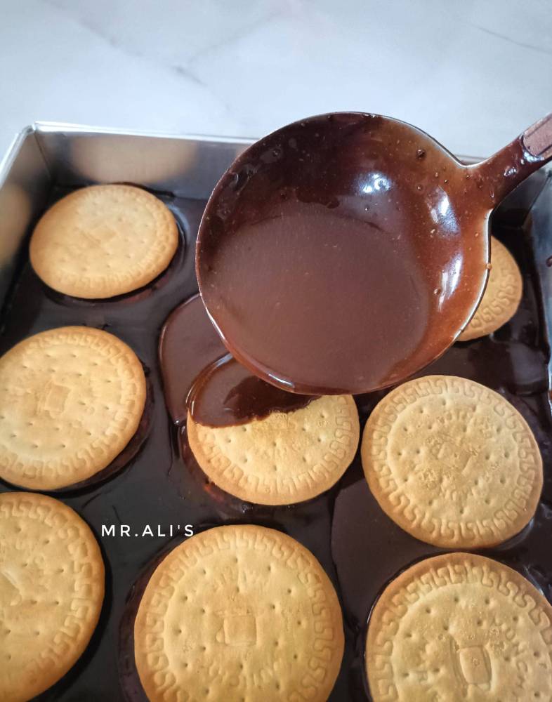 Cara Nak Buat Puding Biskut Marie Yang Tampak Mewah & Sedap 