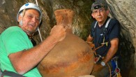 Dr. Danny Syon (right) and Dr. Yinon Shivtiel in a cave in northern Israel. Image credit: Omri Gester.