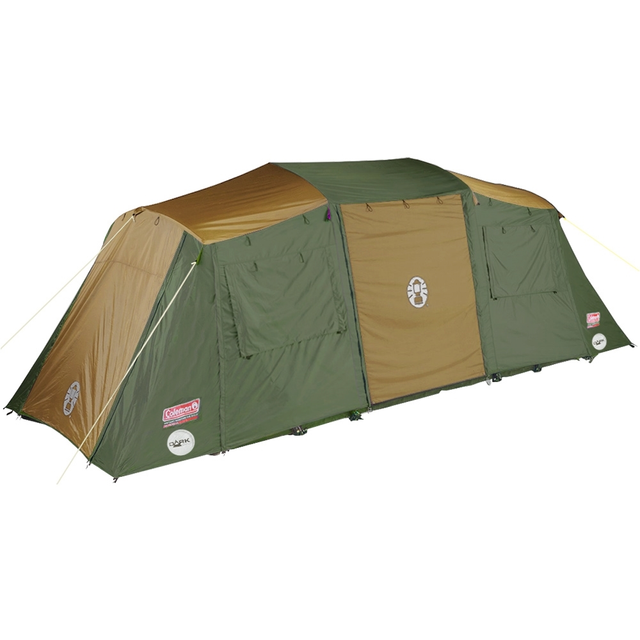 Coleman Instant Up 10P Lighted Northstar Darkroom Tent &minus; Front door closed