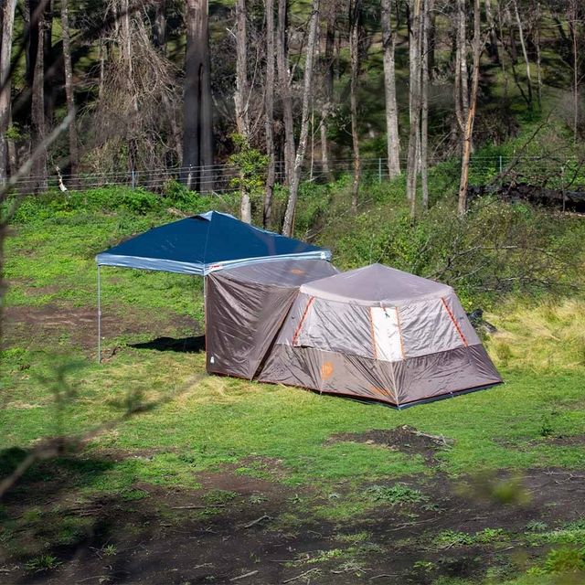 Coleman Instant Up Silver Series Evo Shade Awning &minus;	Increase the shaded area of your tent