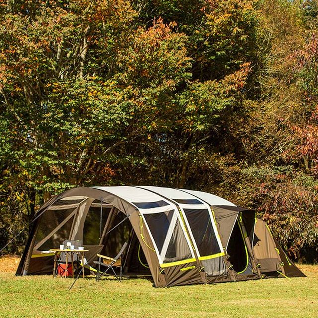 Zempire Pro TXL V2 Air Tent &minus; Two large side access doors on either side of the living area enable open&minus;plan living