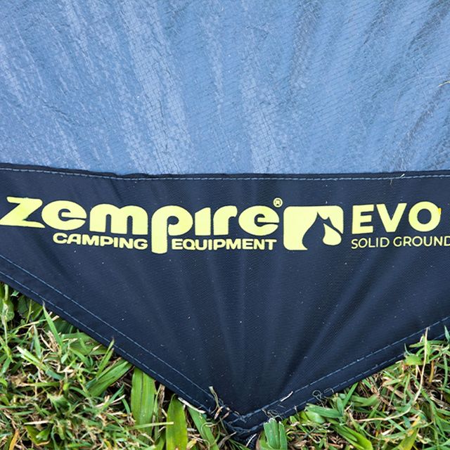 Zempire Evo V2 Solid Ground Sheet &minus; Secure anchor point