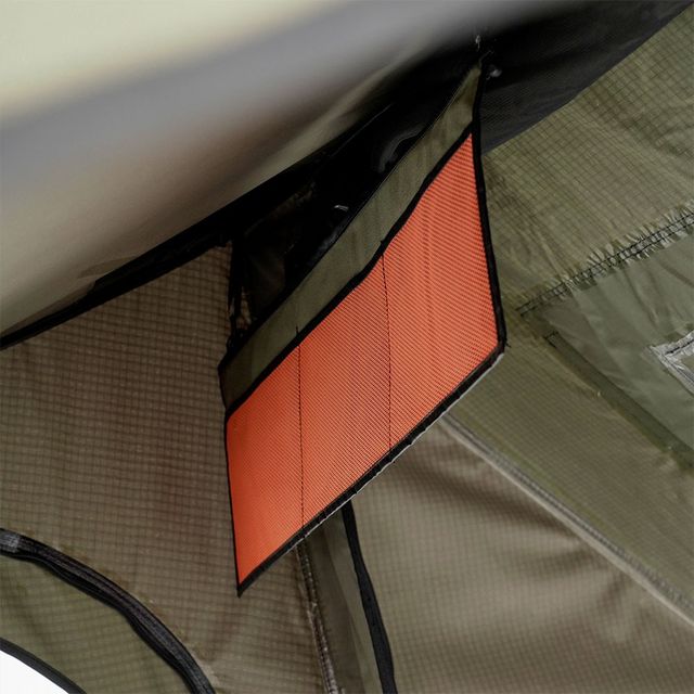 Inspired Overland Carbon Fibre Lightweight Rooftop Tent &minus; Internal storage pockets