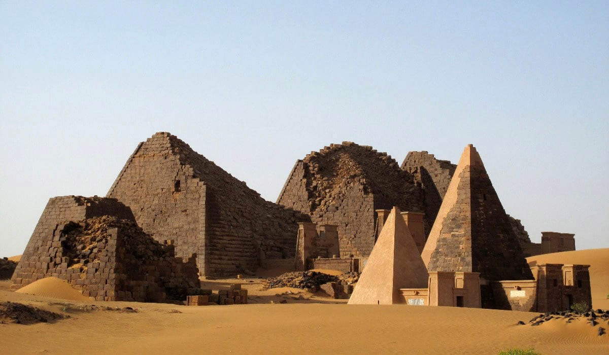 meroe pyramids