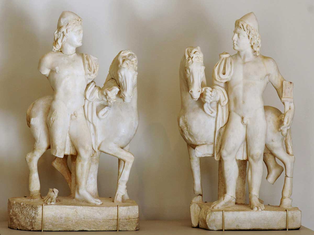 caster and pollux statues greek mythology