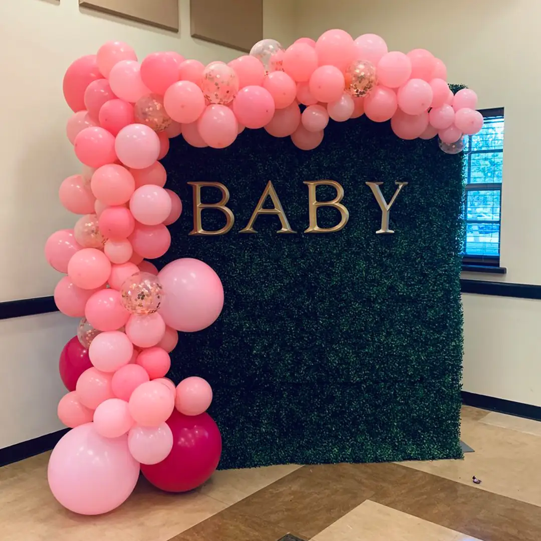 A beautiful balloon arch decoration for your kid's party!