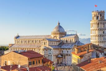 Excursion to Pisa from Florence through the Tuscan Countryside