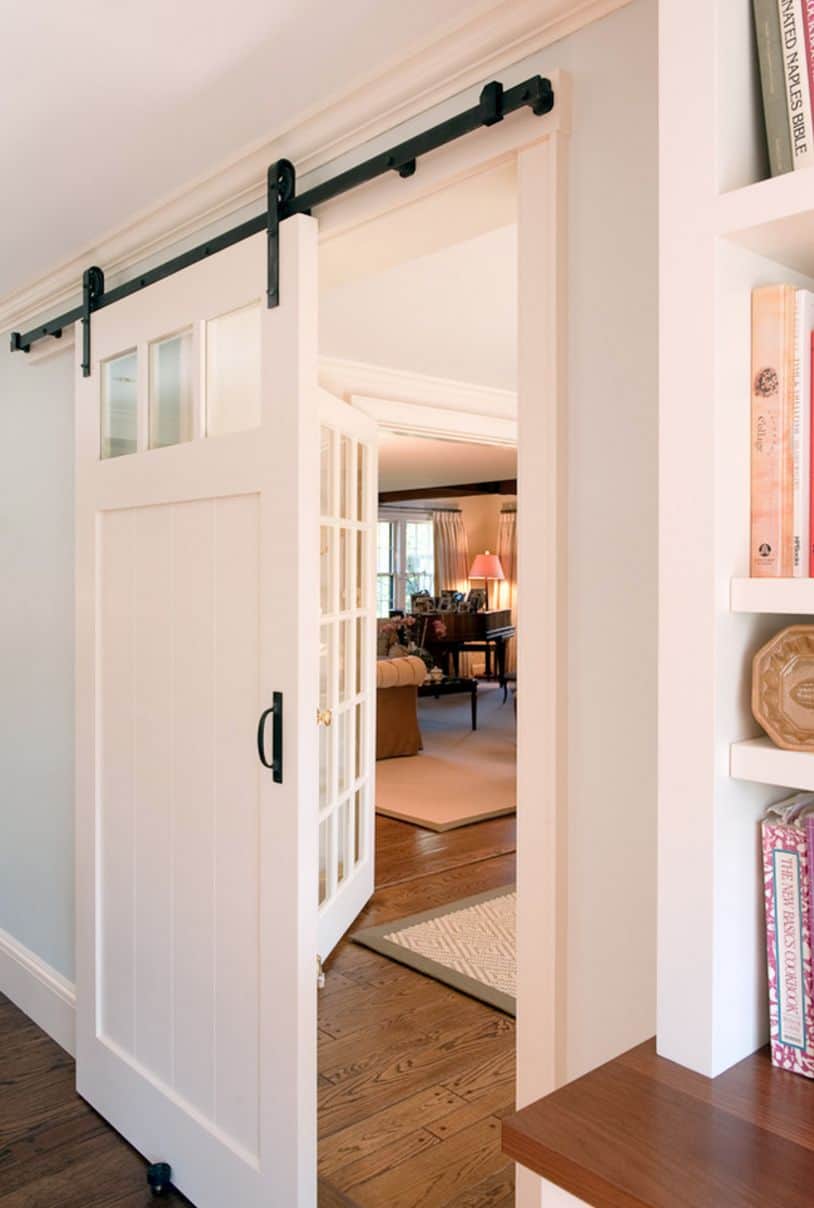 Slidinng barn door entryway