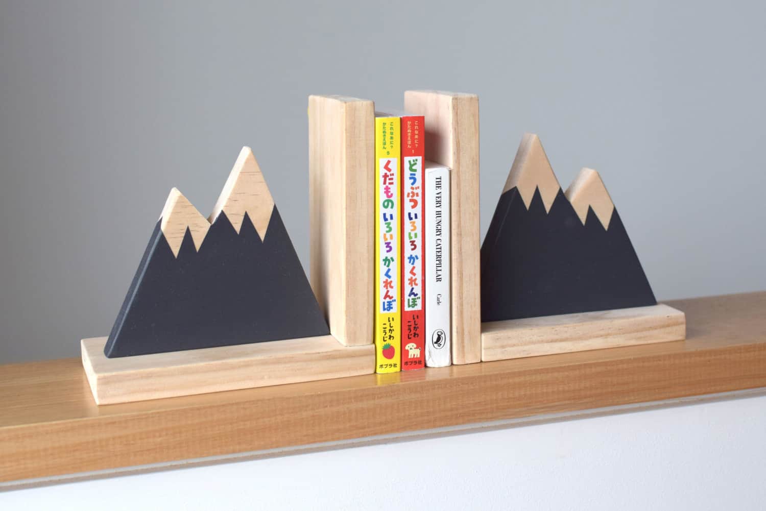 mountain bookends