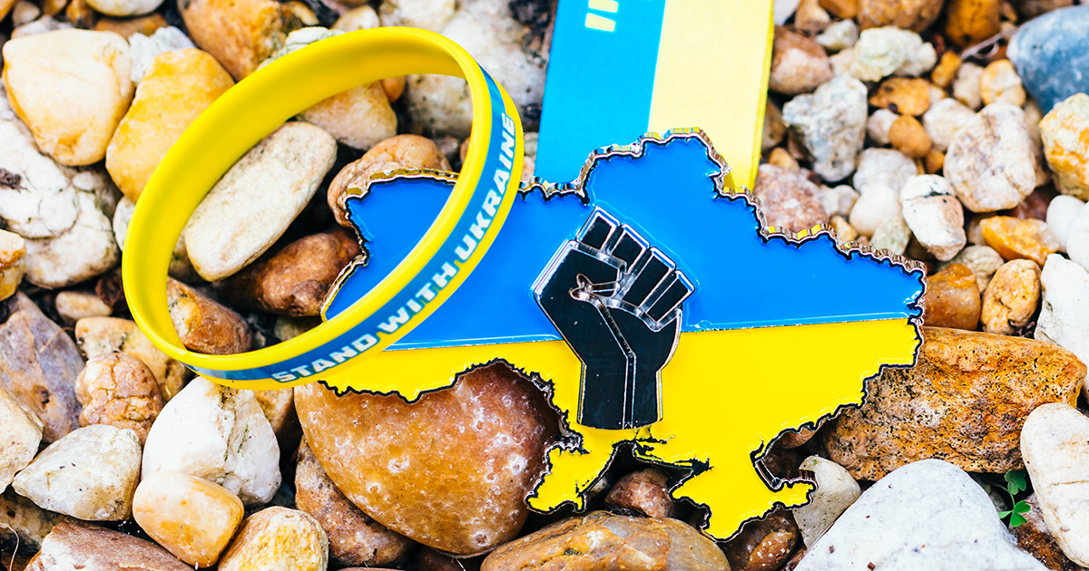 Stand with Ukraine Virtual Race Medal and Bracelet