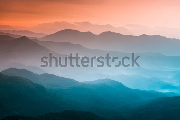 Shutterstock là trang web bán ảnh online đã hoạt động 15 năm