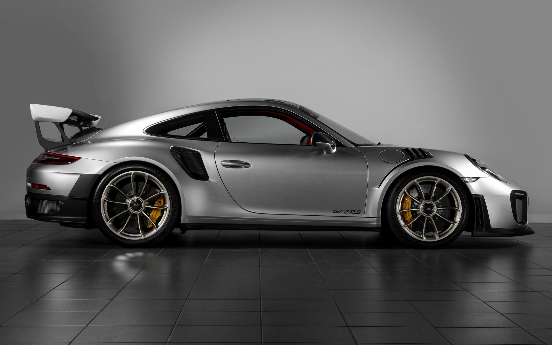 Porsche 911 Gt2 Wallpaper