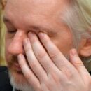 4Chan, Anonymous Start OpHotPockets to Get Assange Back on Internet