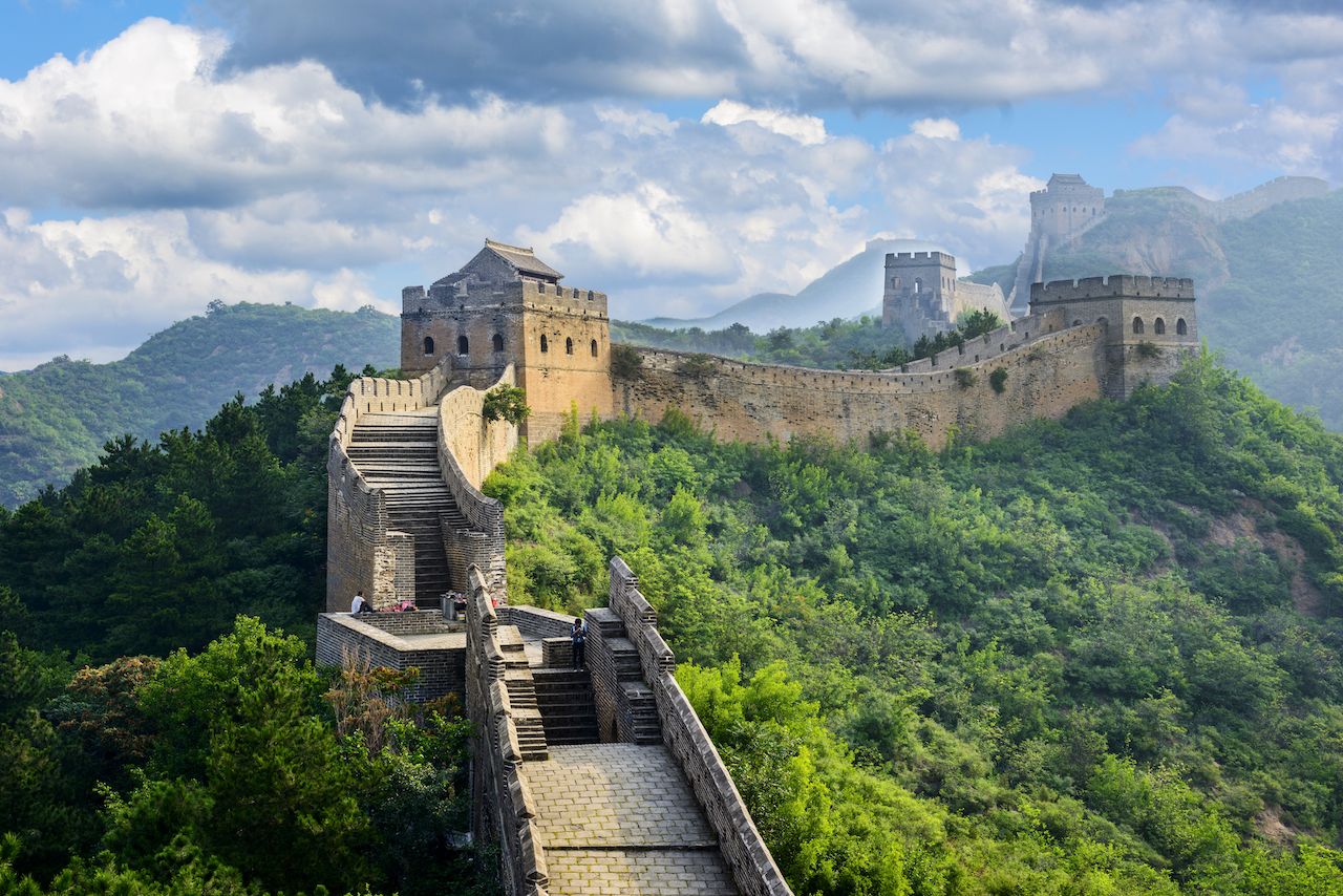 Great Wall of China view 7 wonders of the world 2019