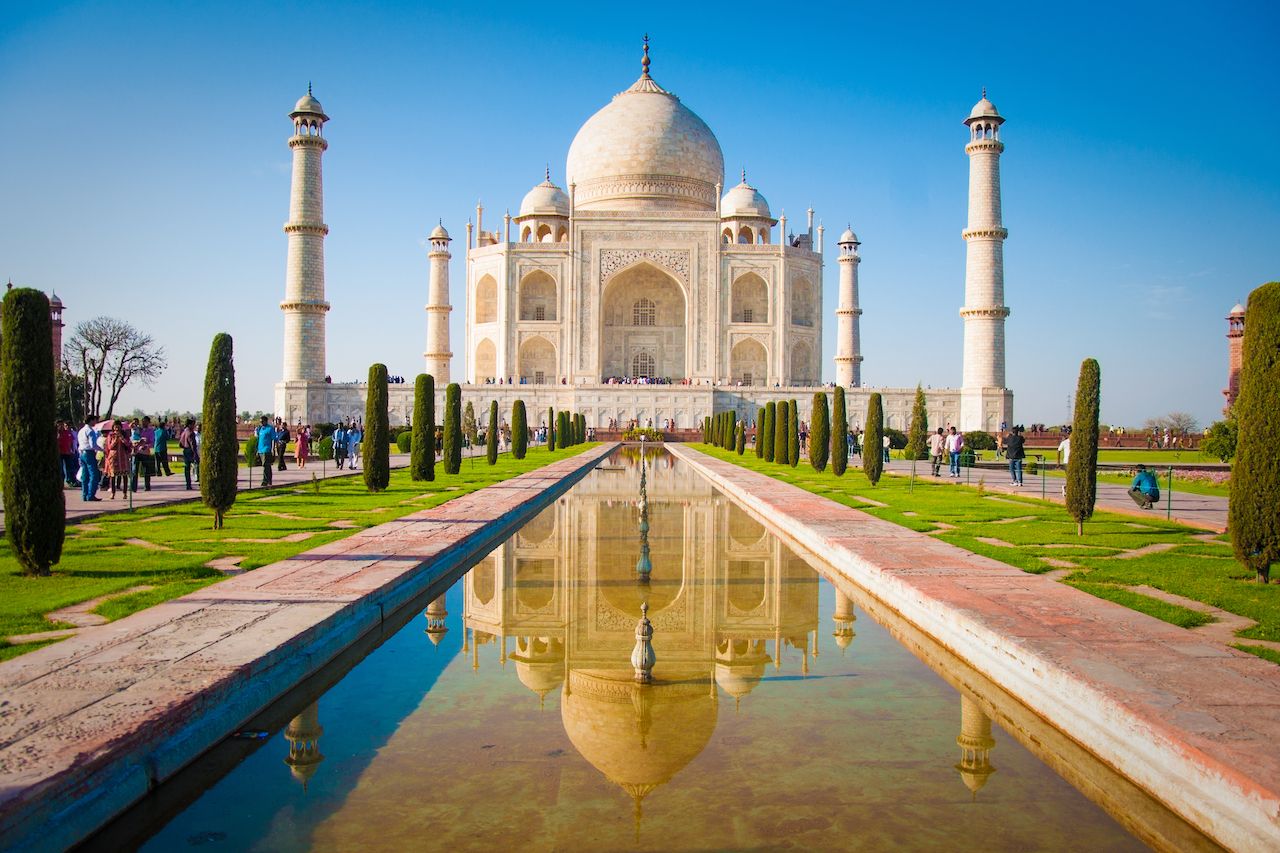 Taj Mahal 7 wonders of the world 2019