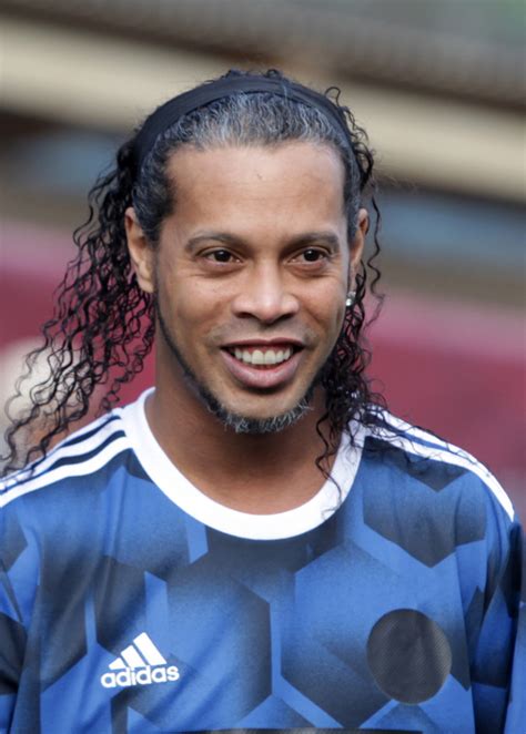 Ronaldinho – Wikipedia