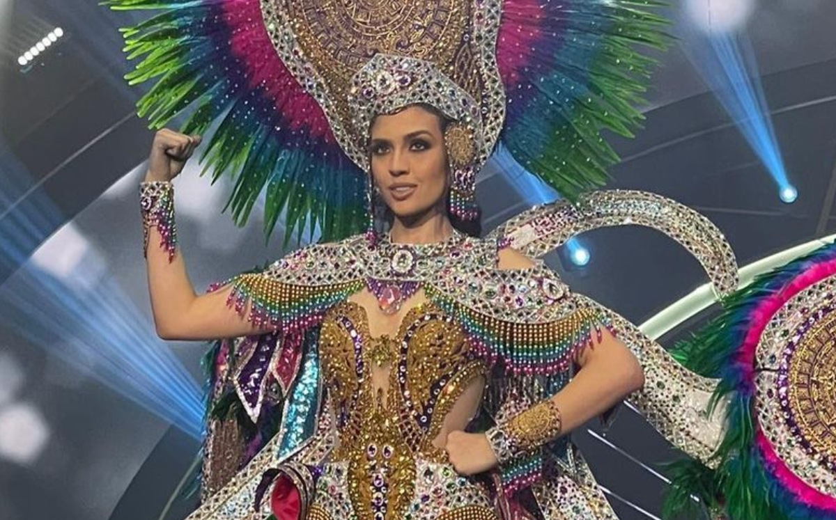 Traje Tipico Mexicano Miss Universo 2024 - Mamie Kayley