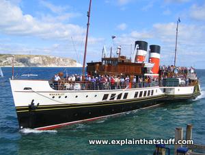 PS Waverley steam ship pulling into Swanage Pier, September 2009