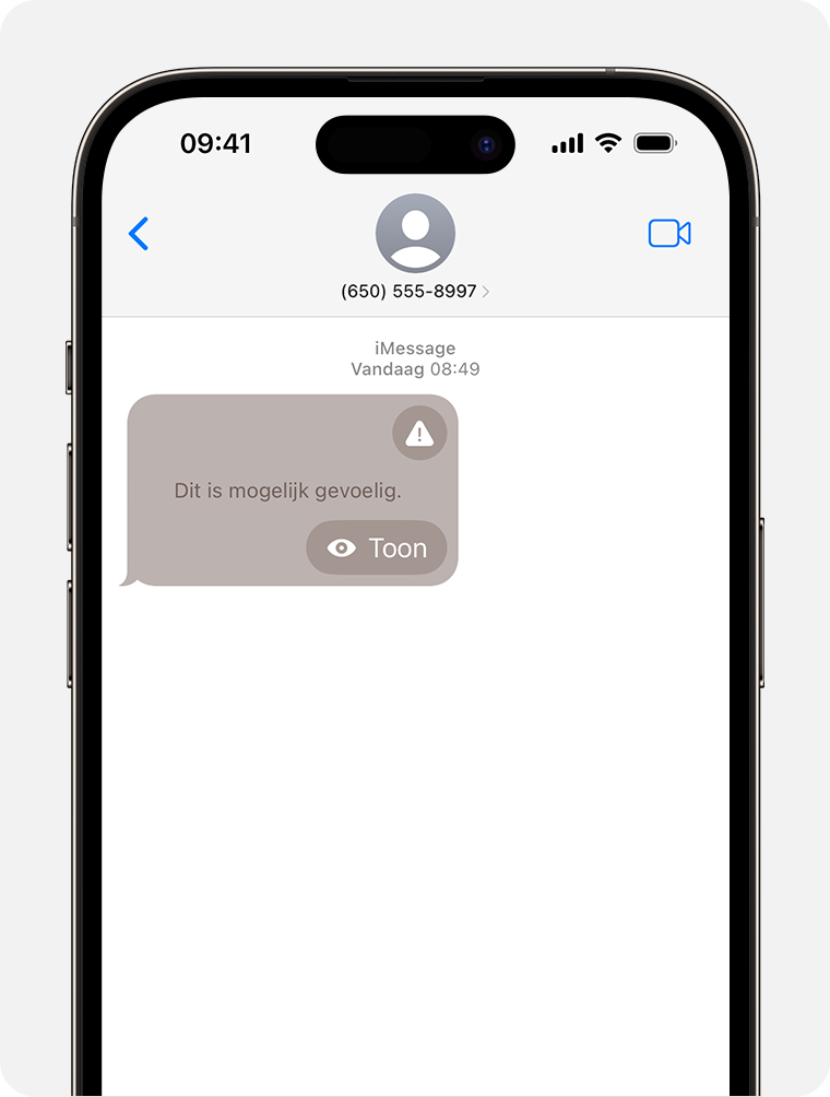 Wanneer 'Waarschuwing gevoelig materiaal' detecteert dat een afbeelding of video naaktheid kan bevatten, wordt het bericht vervaagd voordat je het bekijkt.