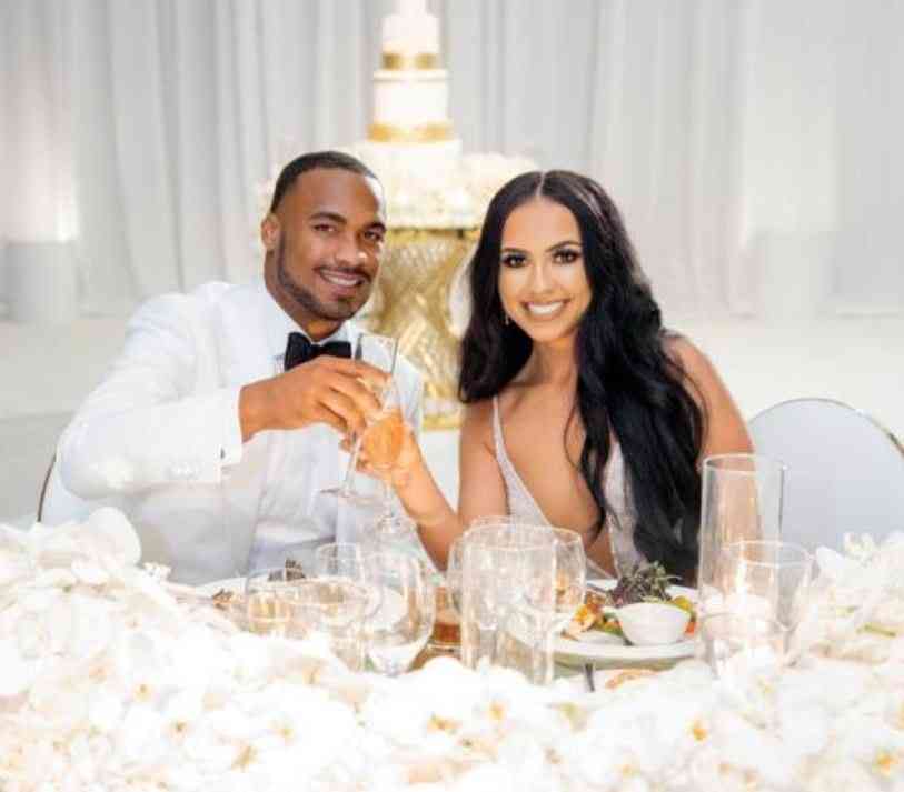 Robert-Woods-Wife