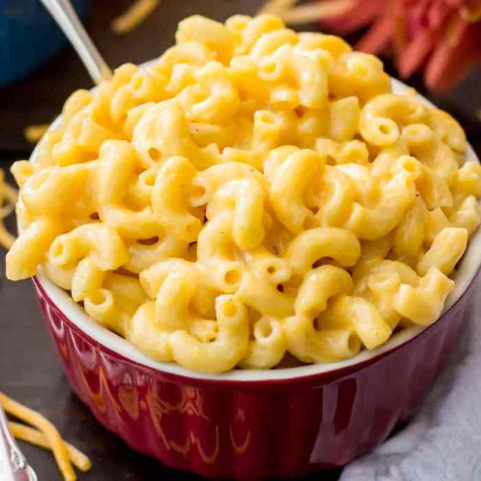 Mouses macaroni and cheese