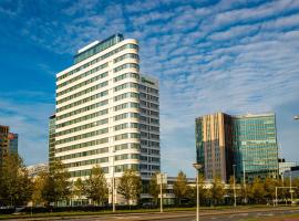 Viesnīca Holiday Inn Express Amsterdam Arena Towers, an IHG Hotel Amsterdamā