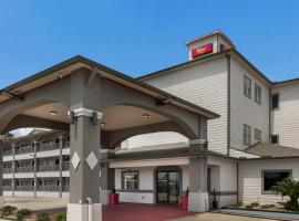 Red Roof Inn PLUS + Galveston - Beachfront, hôtel à Galveston (East End)