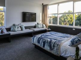 Barrys Beach Road Hotel, hotel di Bondi, Sydney