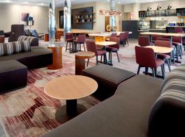 Courtyard by Marriott Houston Intercontinental Airport، فندق بالقرب من مطار جورج بوش الدولي - IAH، 