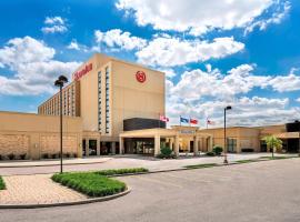 Sheraton Toronto Airport Hotel & Conference Centre, hotel in Toronto