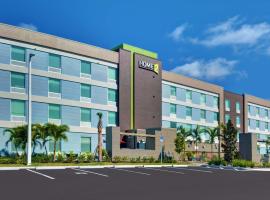 Home2 Suites by Hilton Fort Myers by the Airport, hótel í Fort Myers