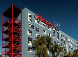 Hampton by Hilton Guarulhos Airport, хотел в Гуарульос