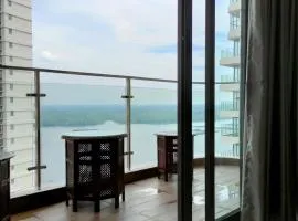 2 Seaview Balcony@Danga Bay