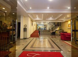 Trevi Hotel e Business, hotel in Curitiba