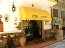 Hotel Fernanda, viešbutis mieste Letojanis