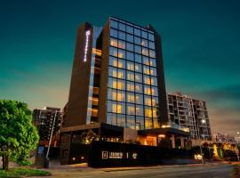 Essentia Premier Hotel Pune Wakad, hotel in Pune