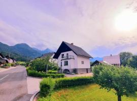 House mama Metka, casa rústica em Bohinj