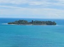 The view padang, Amazing view, food, drink, sleep, transport, 8 mins Mentawai fast ferry