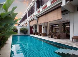 Seven Terraces, hotel in George Town