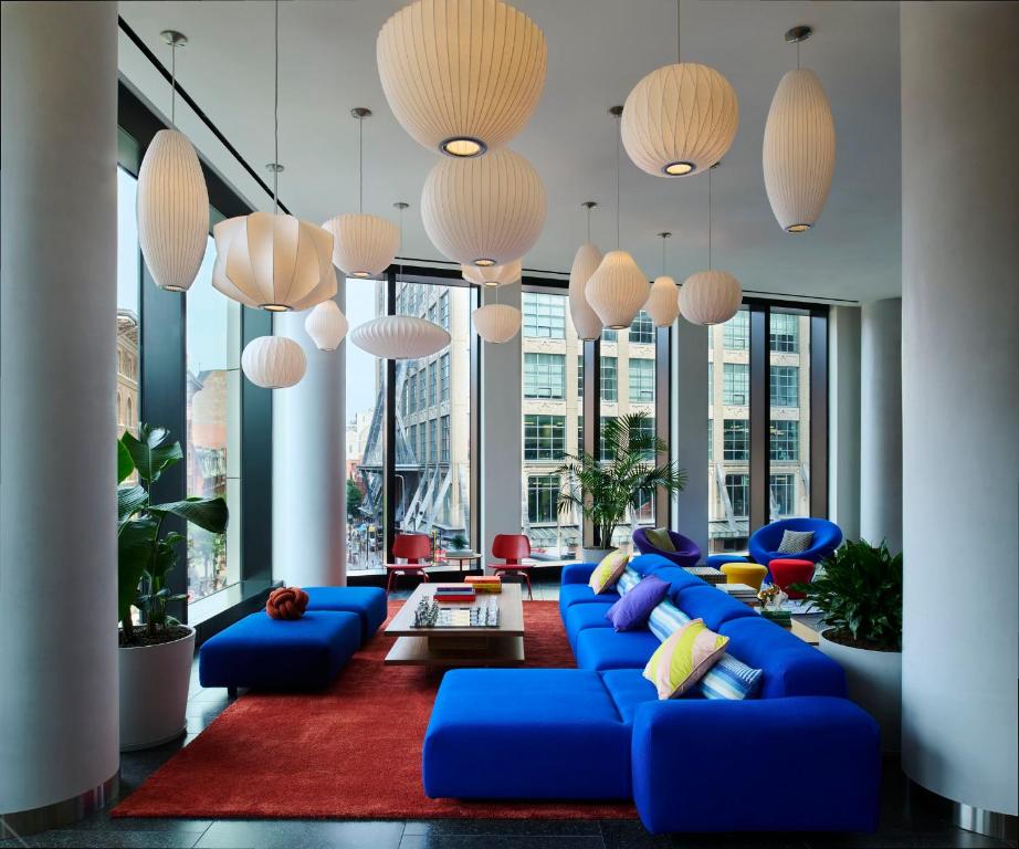 Et opholdsområde på citizenM Boston Back Bay