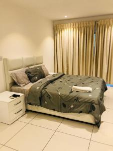 Gallery image of Jelly city view luxury apartments in Accra