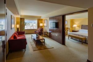 Cama ou camas em um quarto em Sheraton Mendoza Hotel