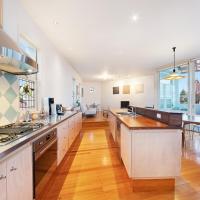 Coastal Penthouse at Coogee Beach, hotel en Coogee, Sídney