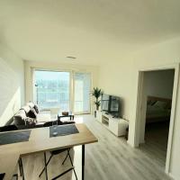 New apartment 5 minutes by walk from the airport with free garage parking, hotel poblíž Mezinárodní letiště M. R. Štefánika – Bratislava - BTS, Bratislava