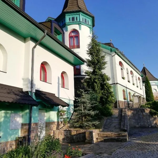 Hotel Zlatý Orel, hotel din Bílá