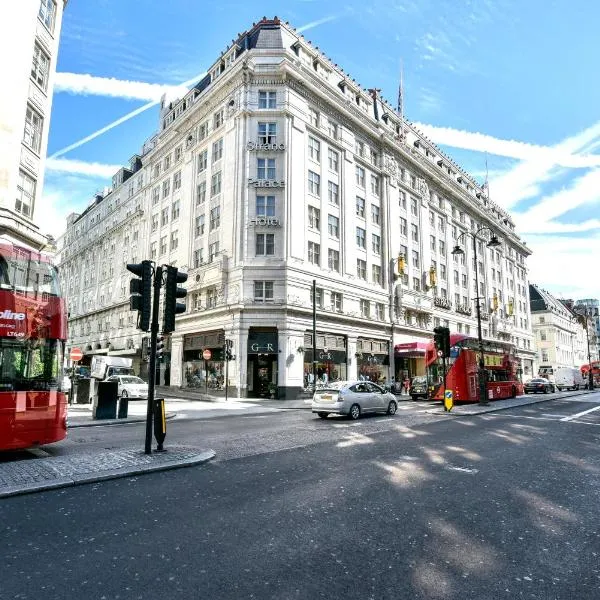 Strand Palace, hotel in London